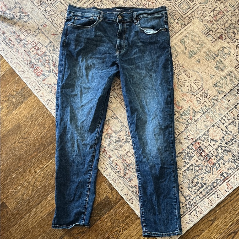 Lucky Brand Men's Slim Straight Jeans in Blue Wash